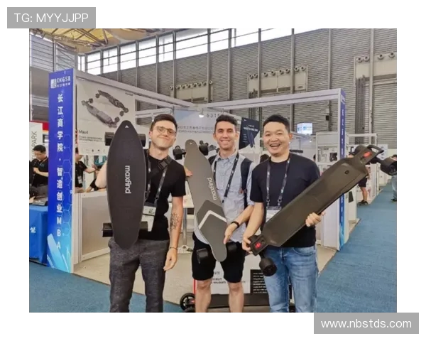 重庆城市马拉松评析滑板队技术表现与赛事亮点探讨